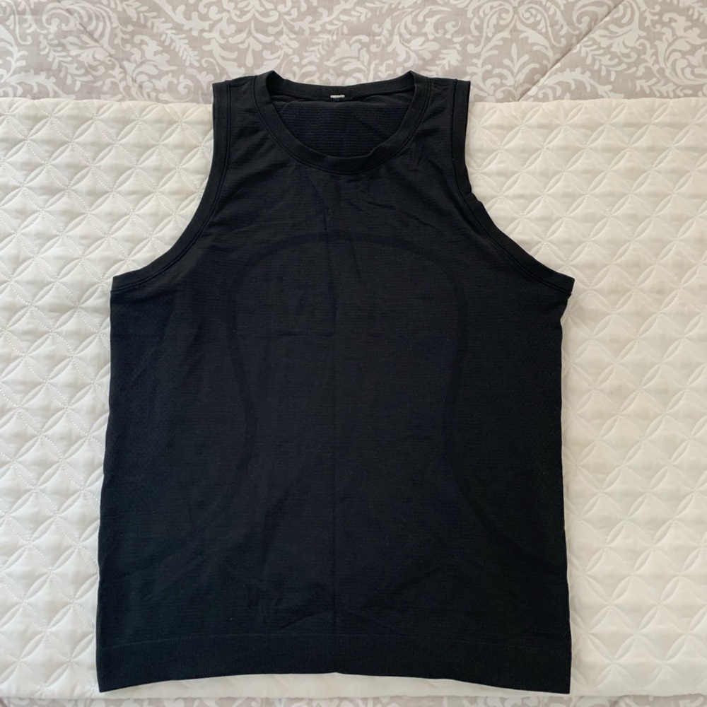 Lululemon cut-off tank